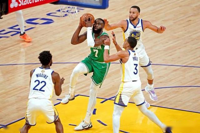 陈盈骏：崔永熙这位置能签NBA很难 为他开心